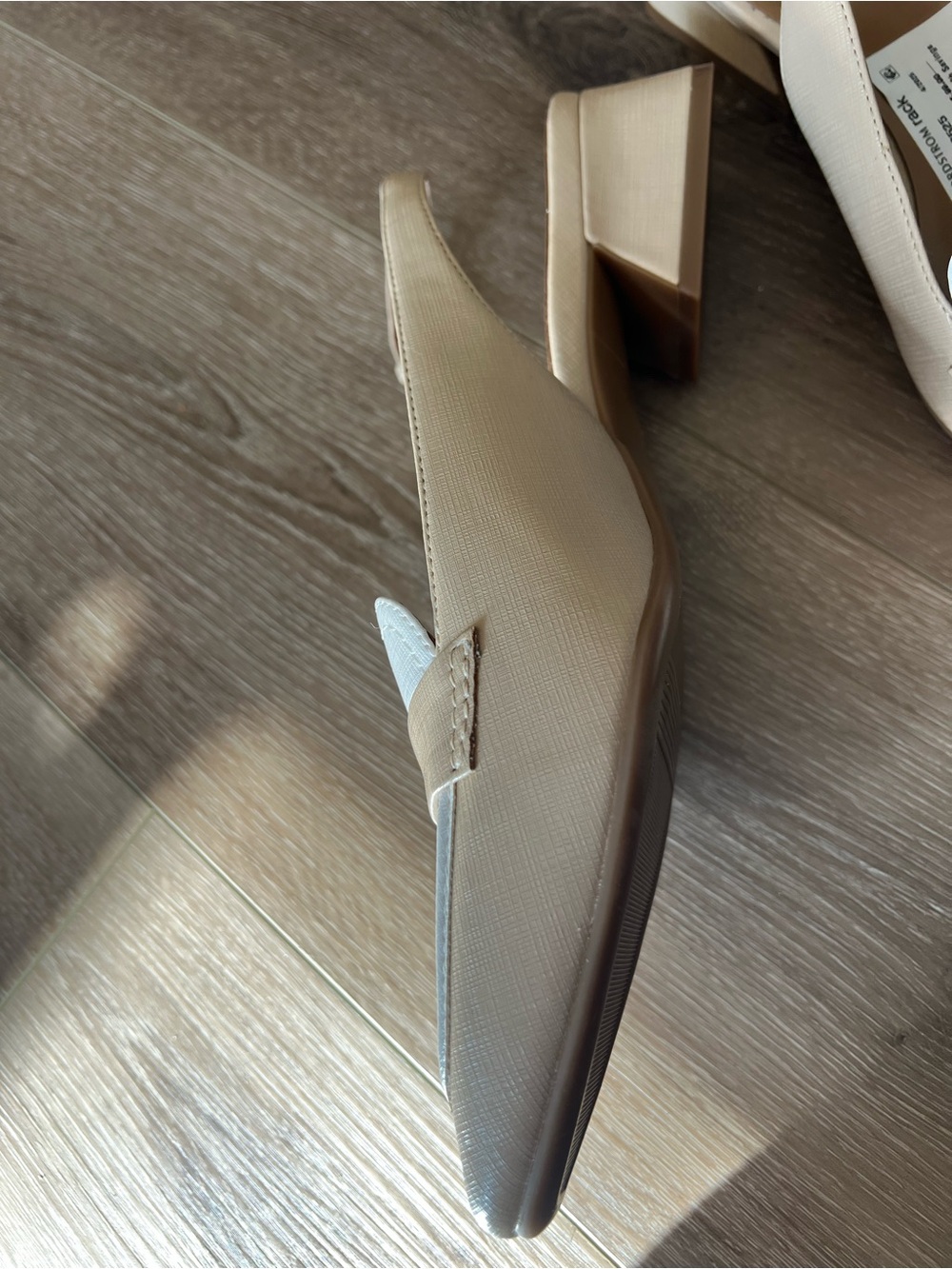 NATURALIZER | Cream Slingback Block Heel Loafers Pointed Toe Size 9 - Picture 5 of 8